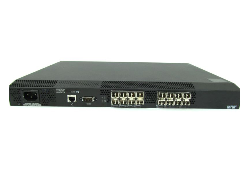 2005B16 IBM TotalStorage SAN16B-2 8-Ports 8 xSFP mini-GBIC Switch